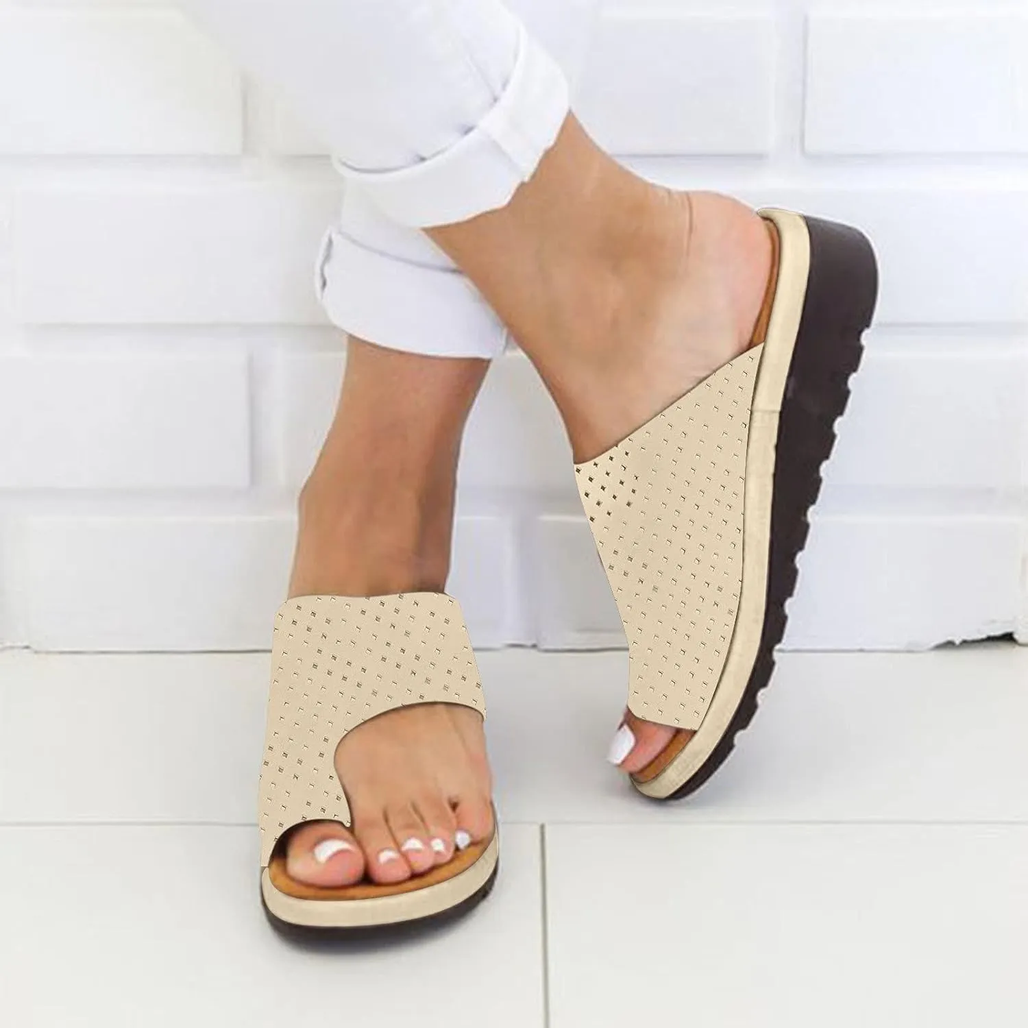 oiangi Womens Toe Ring Wedge Sandals Dressy Casual Slip-on Platform Slippers Summer Beach Travel Shoes Comfortable Open Toe Non-Slip Flip Flop Shoes