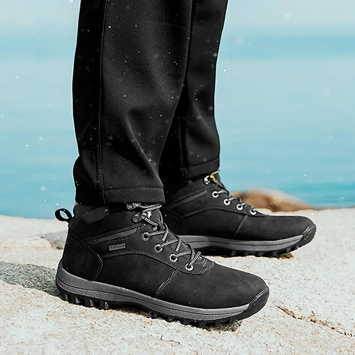 Snow shoes for men snow boots winter boots cold weather boots waterproof winter boots lightweight climbing shoes autumn winter lace-up boots thick soles cotton shoes snow shoes Father's Day outdoor