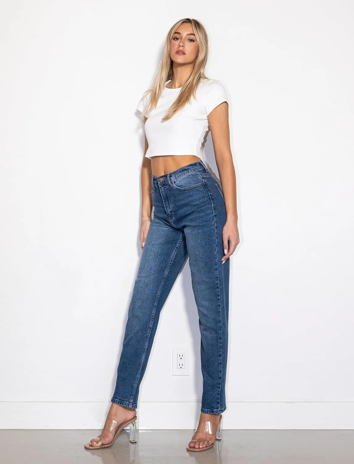 Vibrant Women’s Loose Mom Jeans – 90’s Vibe High Waisted Casual Rolled Hem Crop Stretch Denim Pants