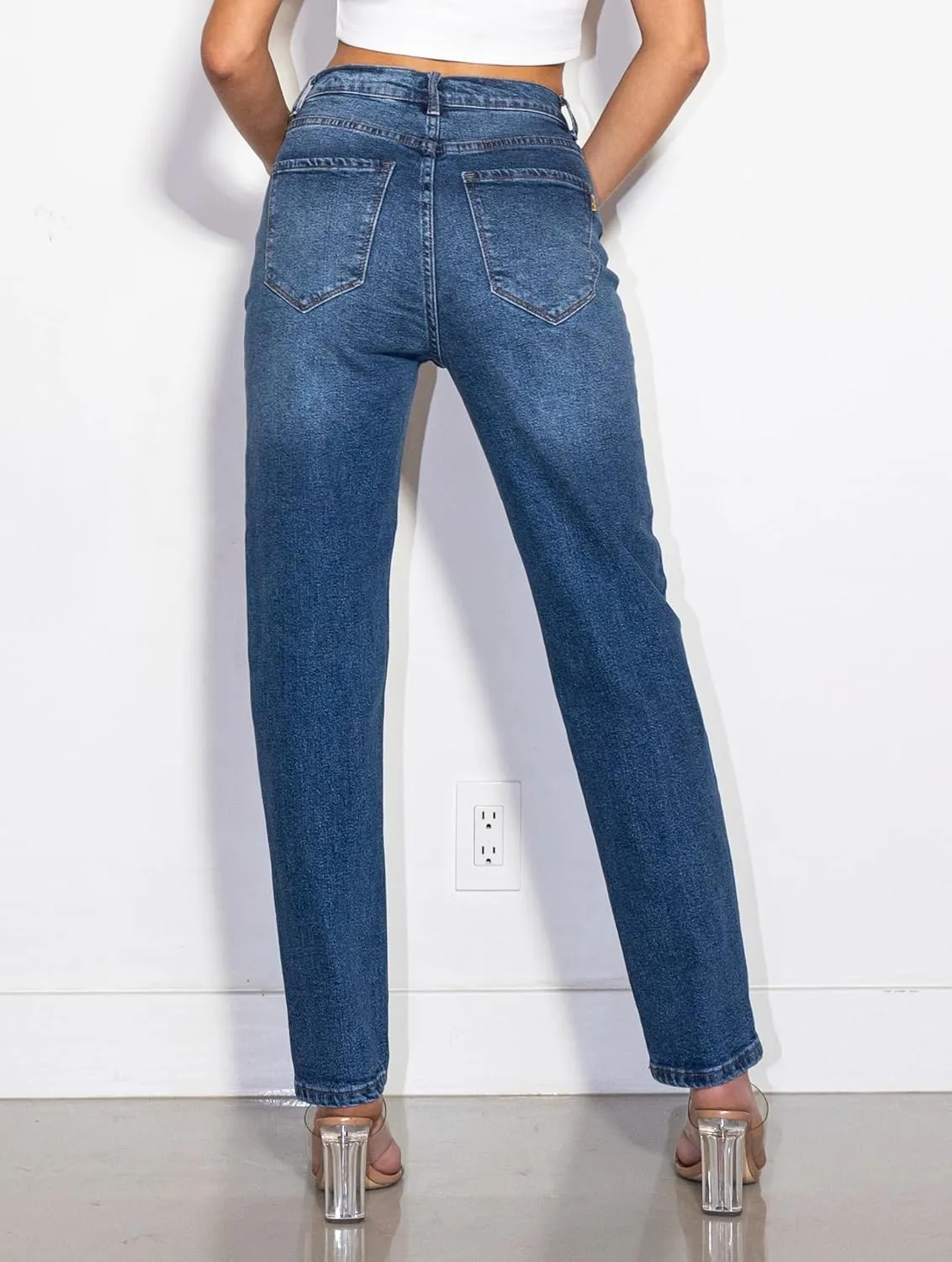 Vibrant Women’s Loose Mom Jeans – 90’s Vibe High Waisted Casual Rolled Hem Crop Stretch Denim Pants