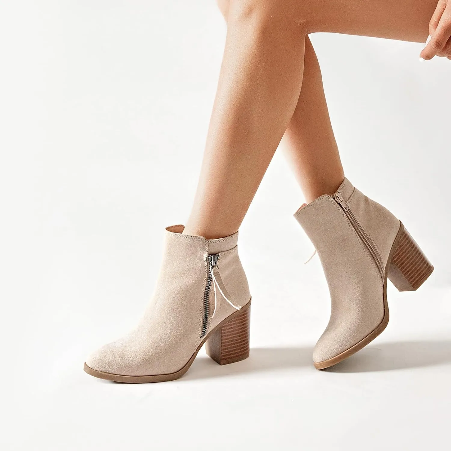 Women's Ankle Boots Low Chunky Heeled Booties Casual Comfortable Fall Winter Pointed Closed Toe Short Boots for Women.
