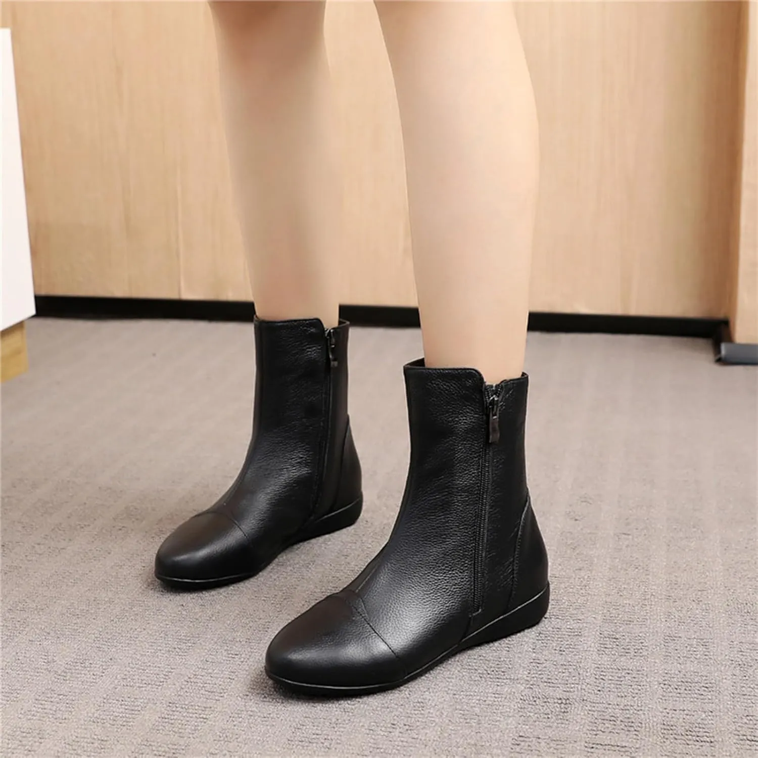 Women's Leather Side Zip Flat Ankle Boots Fashion Comfortable Slip-on Fur Lined Warm Chelsea Booties Winter Low Heel Mid Calf Flat Boots