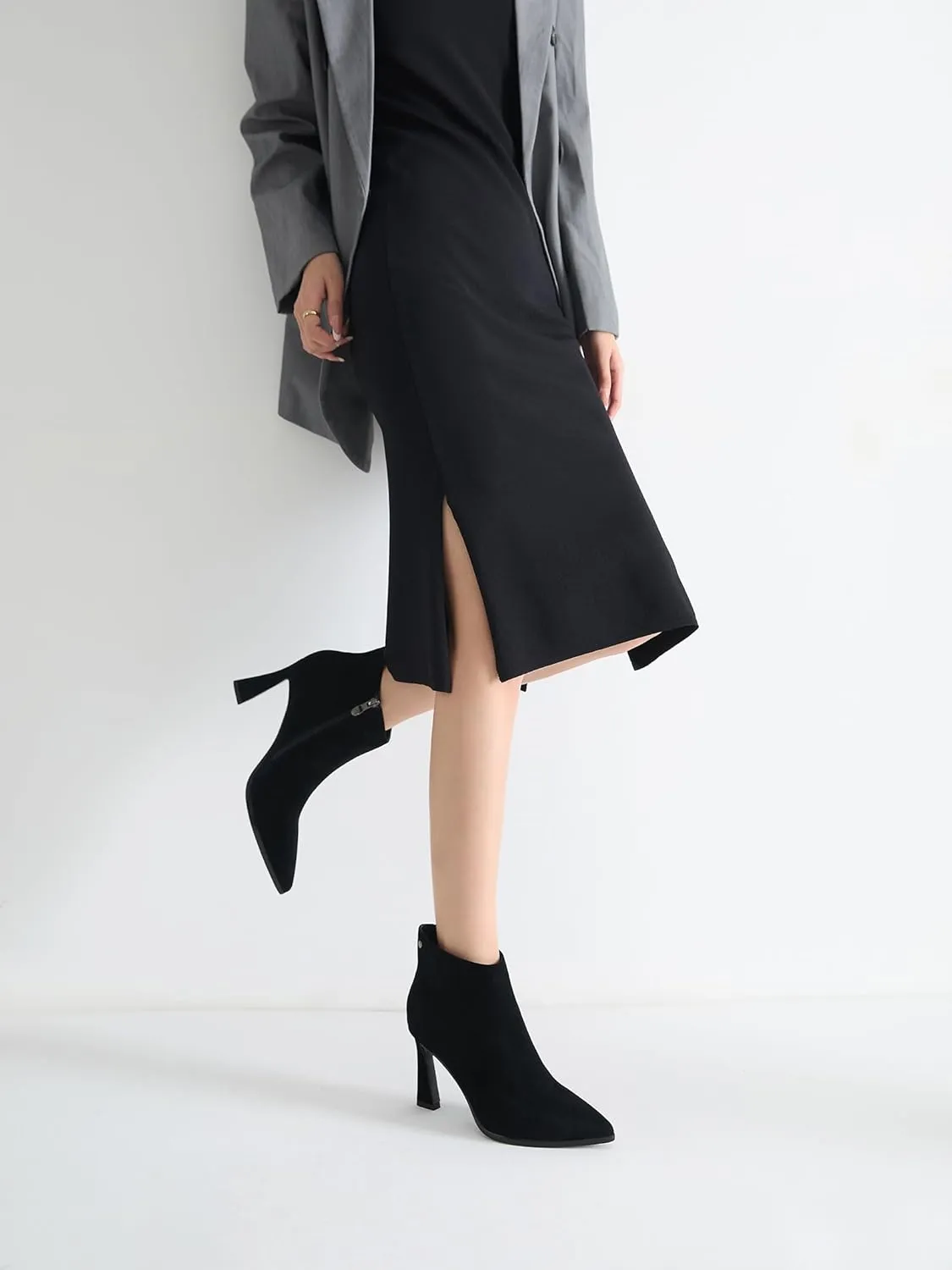 Womens Pointed Leather Thick High Heels 8.5cm/3.3in Rivet Ankle Boots Fashion Retro Party Boots